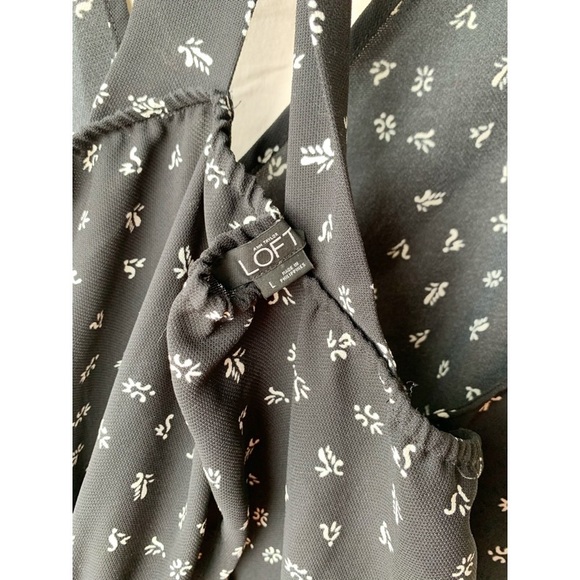 Faux Wrap Floral Criss-Cross Strap Romper - Picture 8 of 10